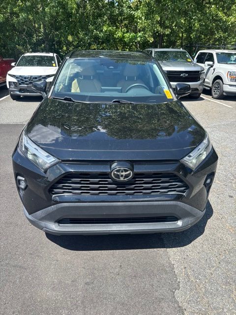 Used 2022 Black Toyota XLE Premium image 2
