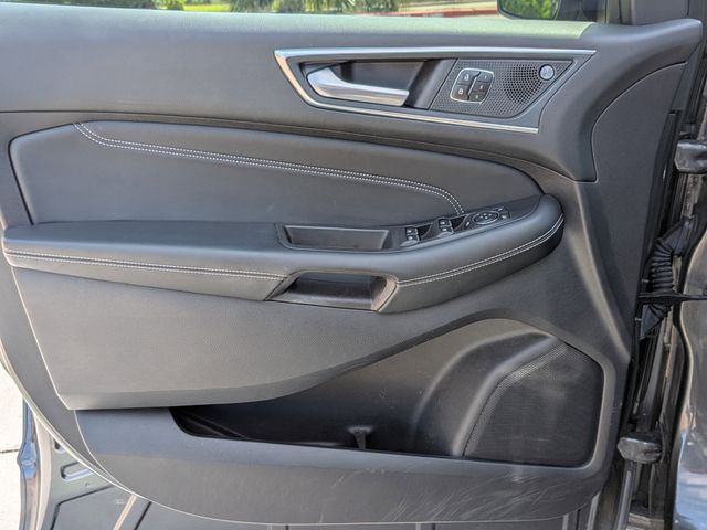 2020 Ford Edge Titanium - 9