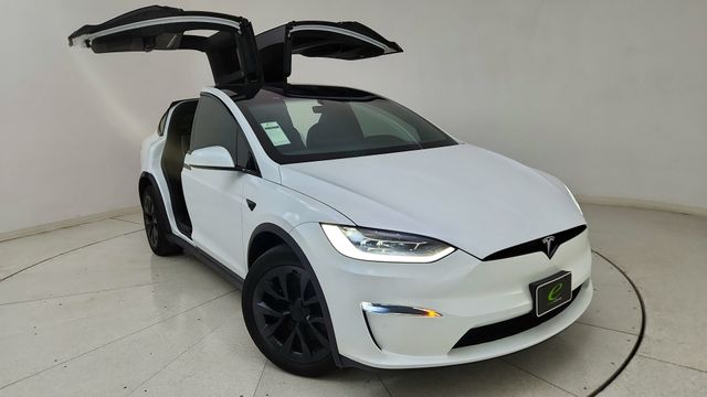 2023 Tesla Model X Standard Range AWD