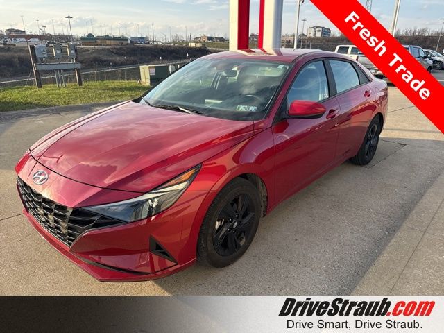 2023 Hyundai Elantra SEL FWD