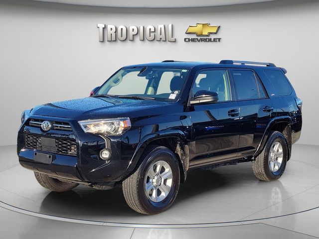 2024 Toyota 4Runner SR5 4WD