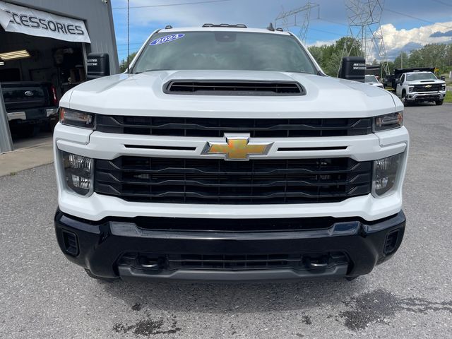 2024 Chevrolet Silverado 2500HD Custom - Summit White exterior view 2