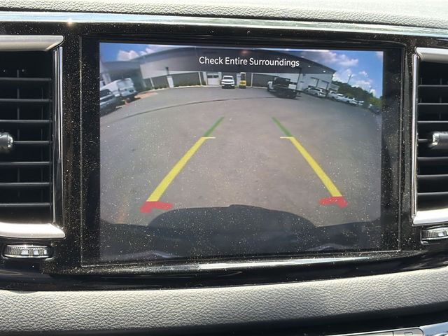 Used 2023 Black Chrysler Touring L image 23
