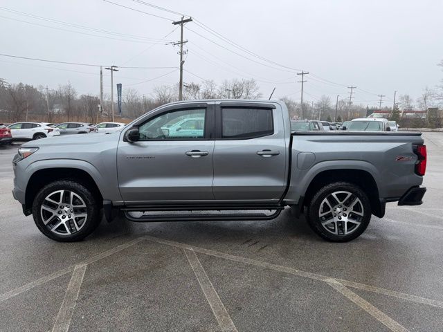 View vehicle photo 7