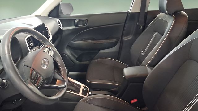 Used 2024 Hyundai Venue SUV