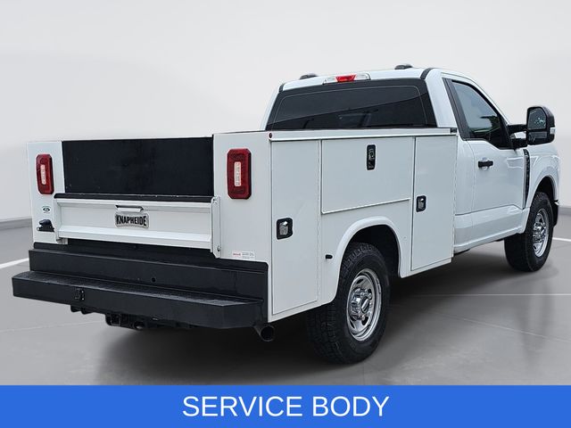 Used 2023 White Ford XL image 7