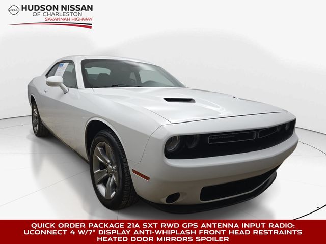 White Knuckle Clearcoat 2019 Dodge Challenger Coupe Rear-Wheel Drive 8-Speed Automatic