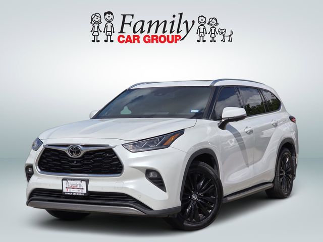 White (Wind Chill Pearl) 2023 Toyota Highlander Platinum FWD SUV / Crossover Front-Wheel Drive 8-Speed Automatic
