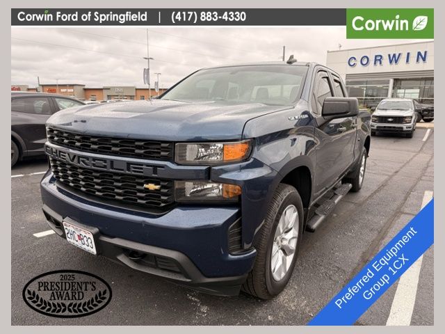 Northsky Blue Metallic 2019 Chevrolet Silverado 1500 Custom Double Cab RWD Pickup Truck 4X2 6-Speed Automatic Overdrive