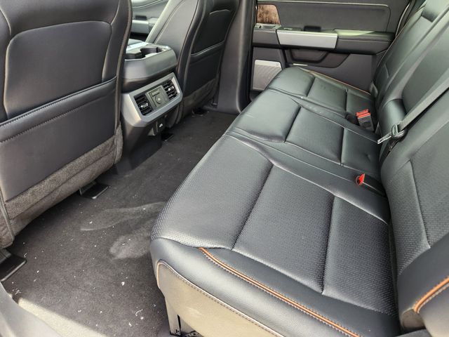 2025 Carbonized Gray Metallic Ford Super Duty F-250 SRW Lariat 4X4 Truck