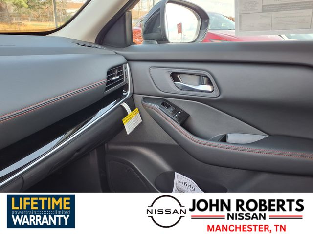 2026 Nissan Rogue SV photo 4