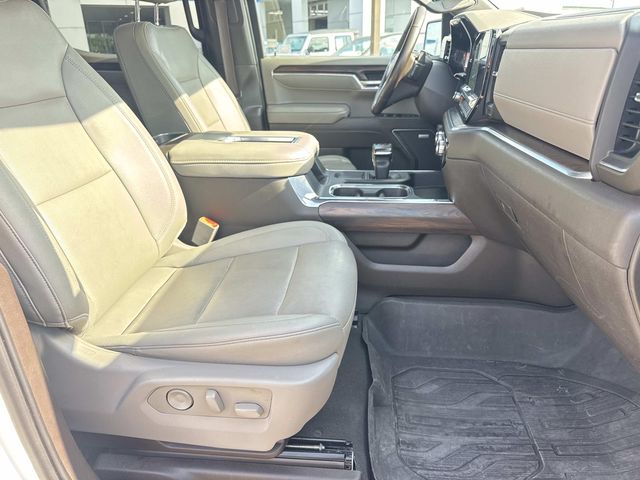 2022 GMC Sierra 1500 SLT White at Royal Nissan