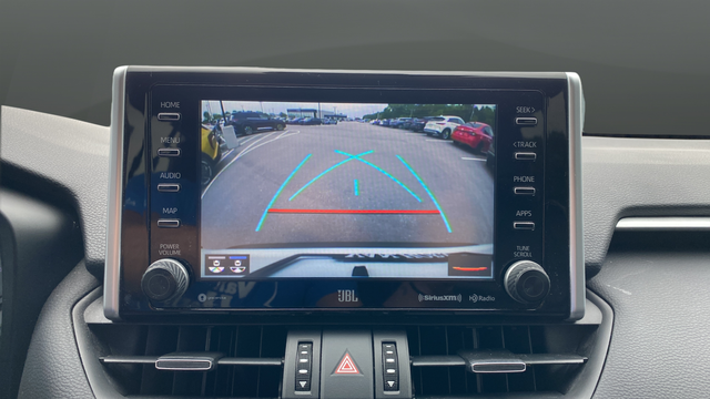 Used 2020 White Toyota XLE Premium image 15