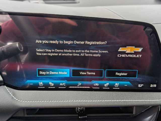 New 2026 White Chevrolet Z06 image 15