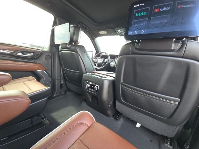 2023 GMC Yukon Denali Ultimate:C02667