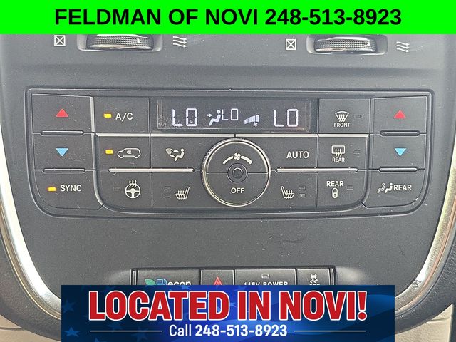 Used 2014 Chrysler Town & Country For Sale in Livonia, MI