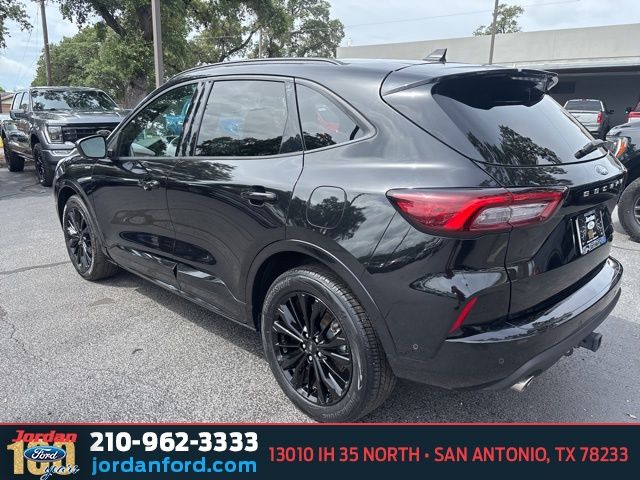 Used Car 2023 Ford Escape  St-line Elite For Sale Under $30,000 In San Antonio, Texas