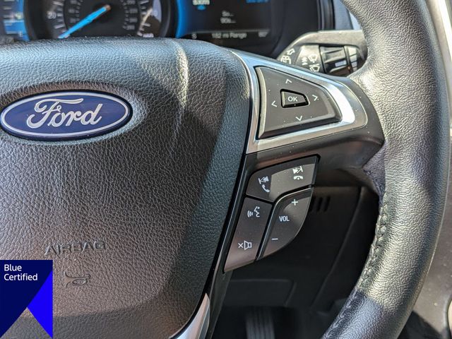 Used 2022 Black Ford SEL image 18