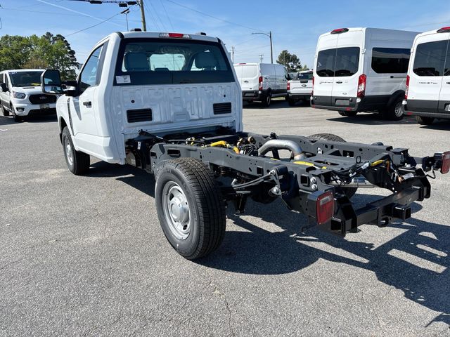 New 2026 Oxford White Ford F-250® XL image 7