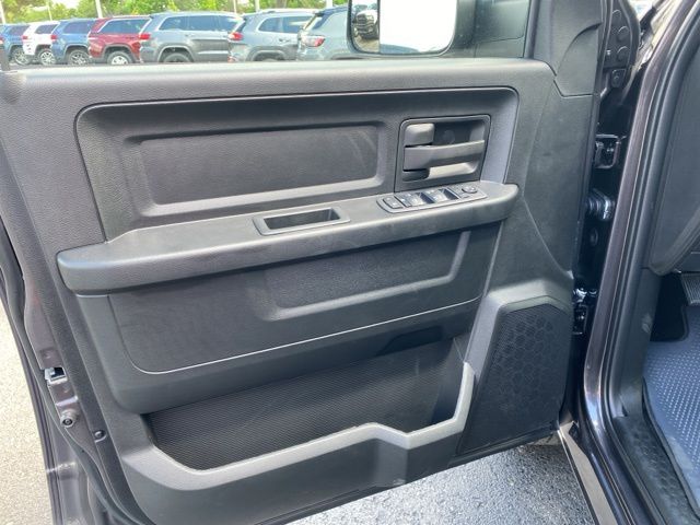 2024 Ram 1500 Classic Tradesman 16