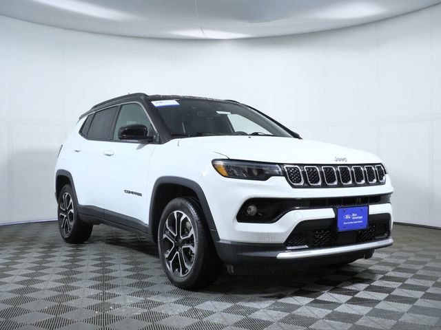 Bright White Clearcoat 2023 Jeep Compass Limited 4WD SUV / Crossover Four-Wheel Drive 8-Speed Automatic