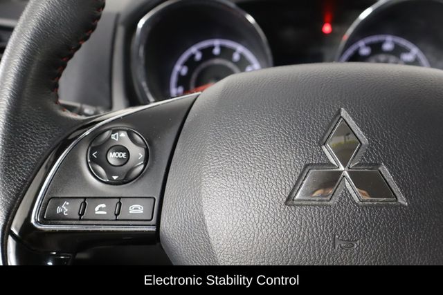 MitsubishiOutlander Sport8