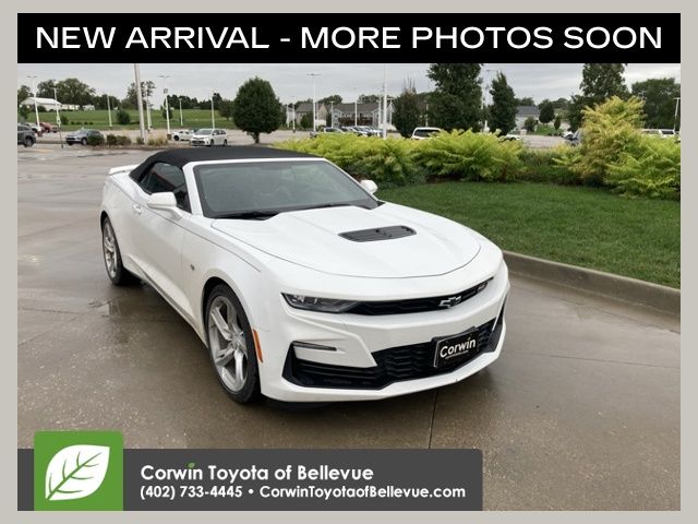 Summit White 2022 Chevrolet Camaro Convertible Rear-Wheel Drive Automatic