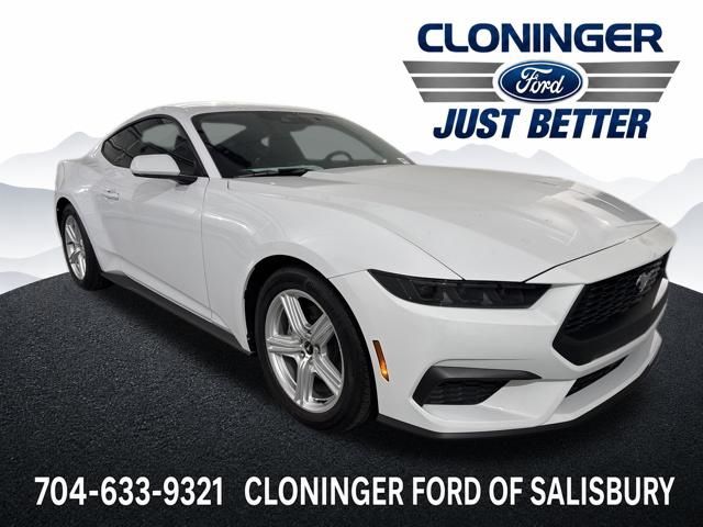 Oxford White 2026 Ford Mustang Coupe Rear-Wheel Drive Automatic