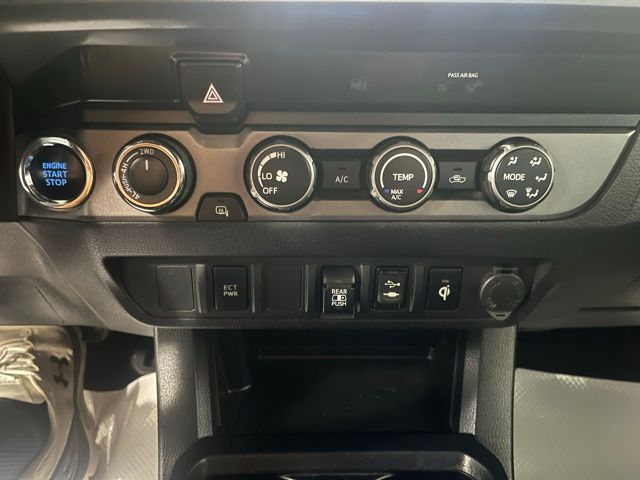2019 Toyota Tacoma TRD Off-Road photo