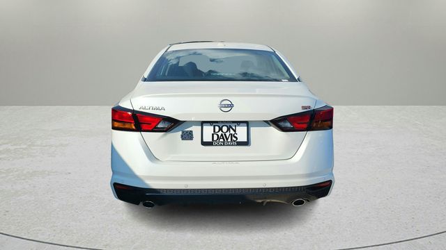 2025 Nissan Altima