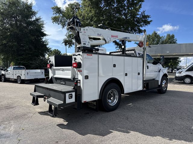 2026 Ford F-750 SuperCab photo 7