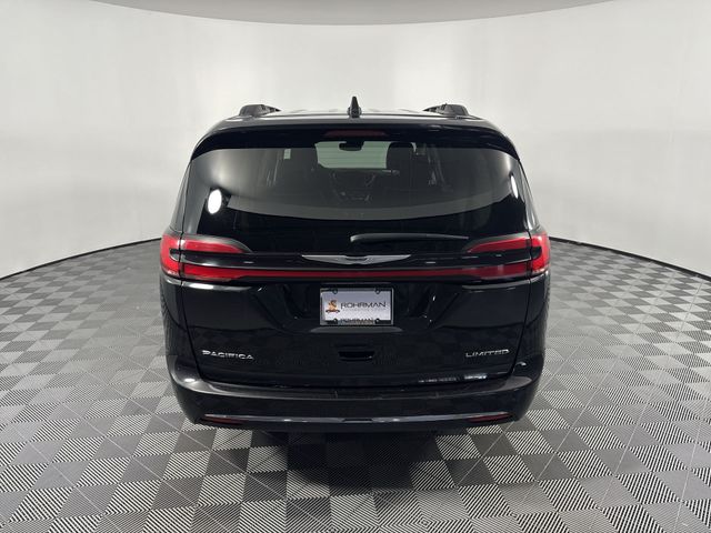 Used 2023 Chrysler Pacifica For Sale in Indianapolis, IN