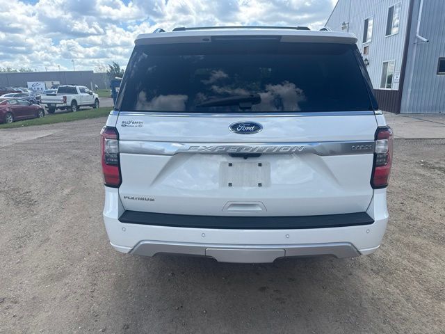 2020 White Ford Expedition Max Platinum 4X4 SUV