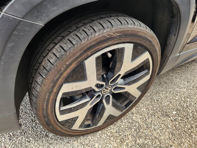 2022 Volkswagen Taos 1.5T SEL - 9