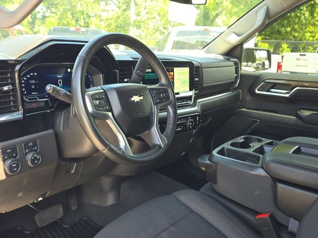 2023 Chevrolet Silverado 1500 LT:C02650