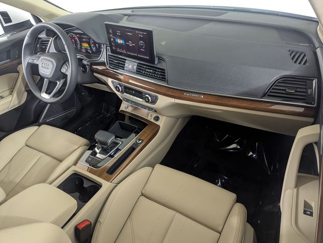 used 2024 Audi Q5 e car