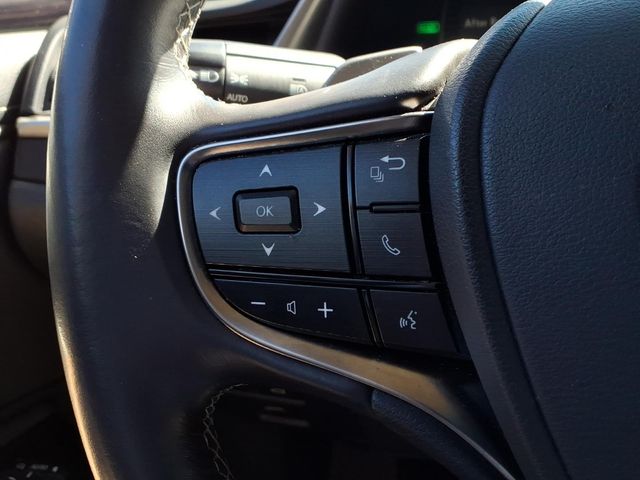 Used 2021 Lexus ES Sedan