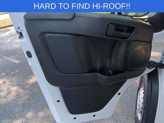 Used 2025 White Ram High Roof image 12