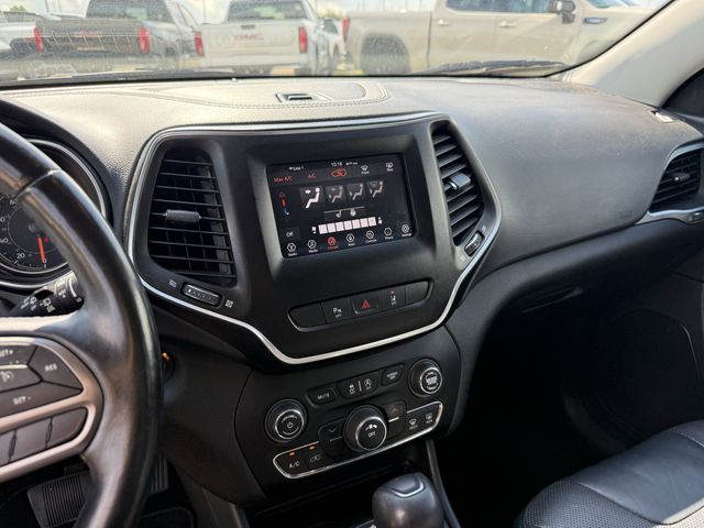 2020 Jeep Cherokee Latitude Plus White at Mac Haik CDJR North Houston