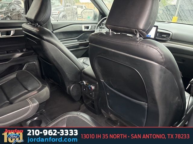 Used Car 2020 Ford Explorer  Xlt For Sale Under $25,000 In San Antonio, Texas