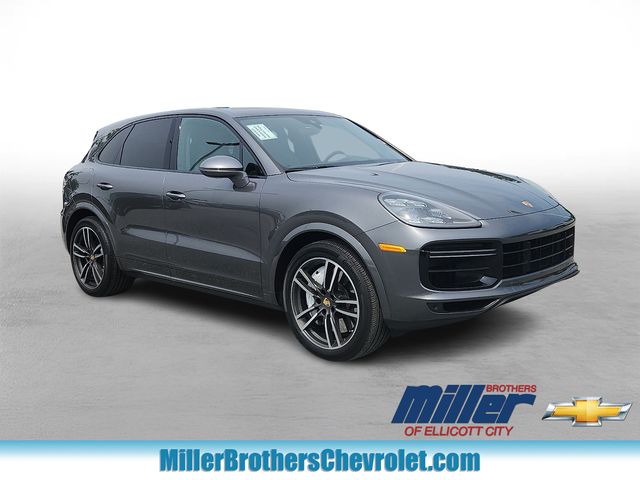  2021 Porsche Cayenne Turbo AWD   