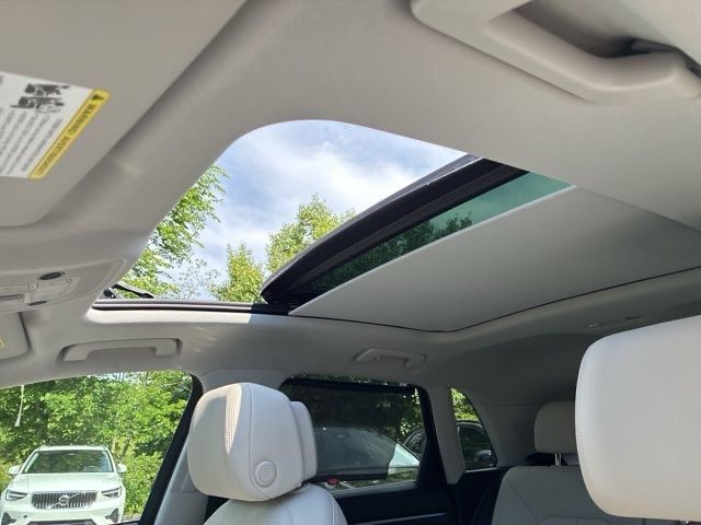 Used 2022 Blue Audi Premium Plus image 19