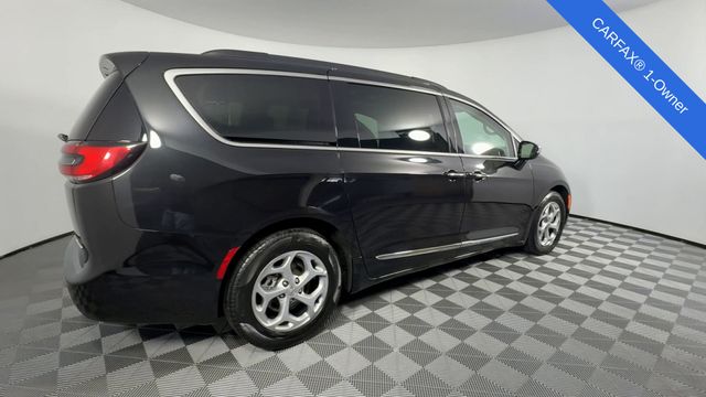 Used 2023 Chrysler Pacifica For Sale in Indianapolis, IN