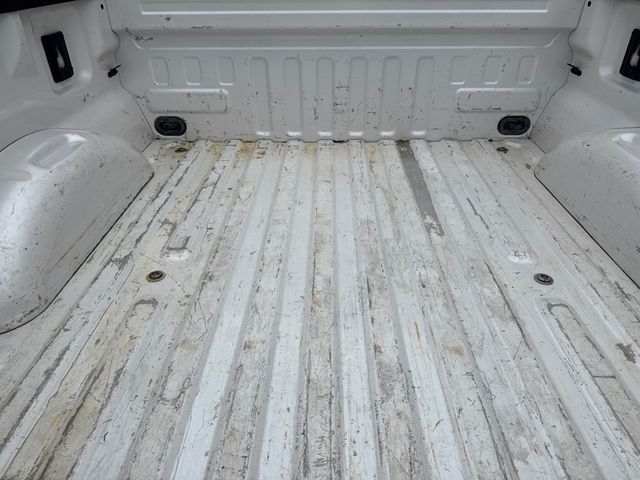 Used 2019 White Ford Lariat image 11