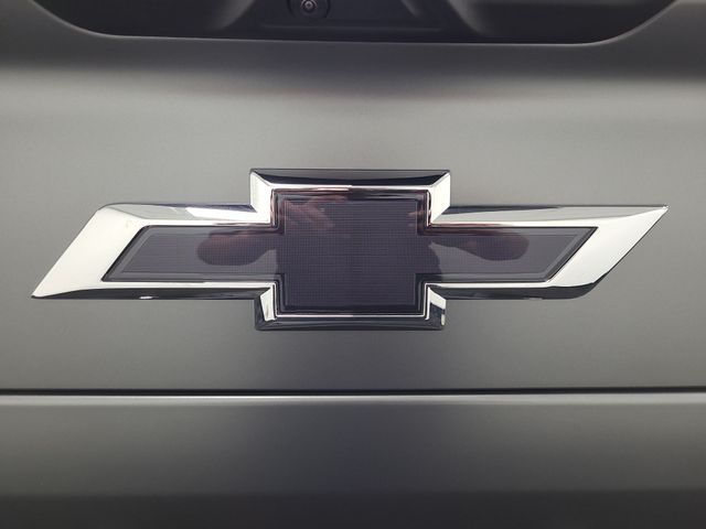 2026 – Chevrolet – Silverado EV