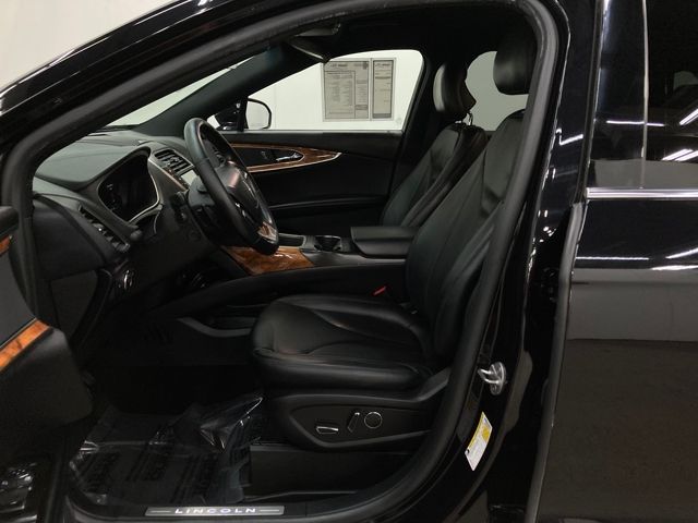 2019 Lincoln Nautilus Select