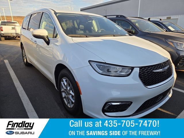 2023 Chrysler Pacifica Touring L FWD