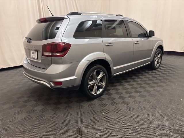 2017 Dodge Journey Crossroad - Image 5