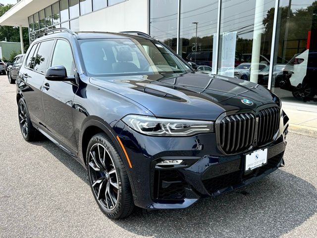 2022 BMW X7 xDrive40i 3