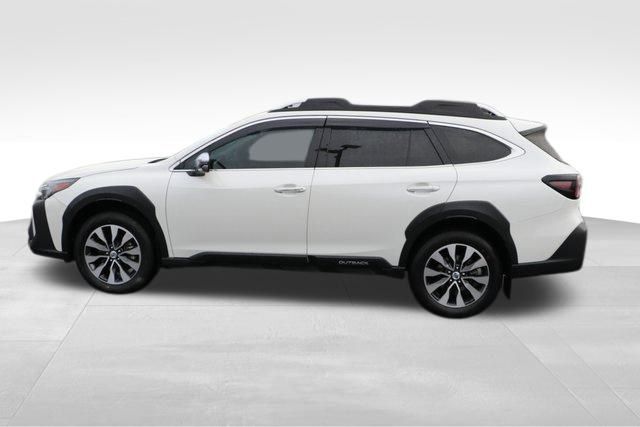 2023 Subaru Outback Touring XT 23